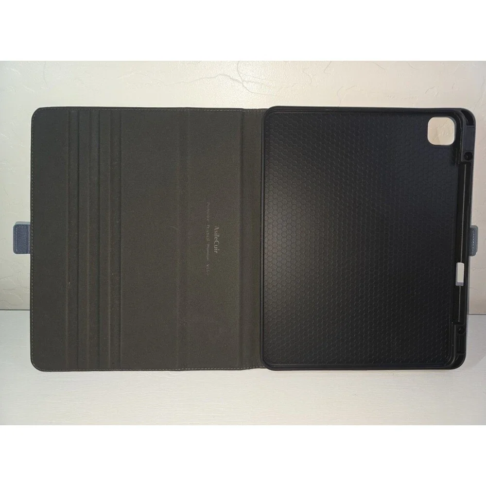 Handmade Case for iPad Pro 11 Inch (M5/M4) 2025/2024 with Pencil Holder Blue